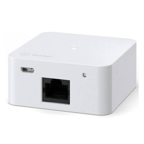 Realtime energiemeter en load balancer Zaptec Sense P1, zichtbaar in de afbeelding, voor monitoring en efficiënt energiebeheer.