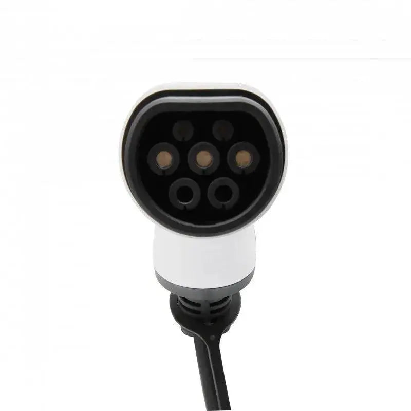 Witte thuislader met LCD-display en Type 2 aansluiting, geschikt voor mobiel opladen, 3,7 kW, geschikt voor thuisgebruik.